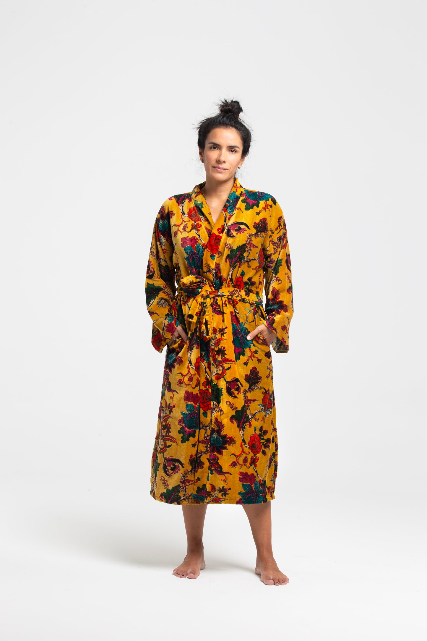 MUSTARD GARDEN VELVET KIMONO