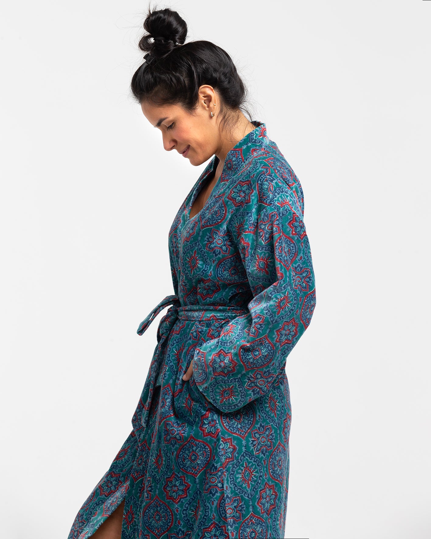 BLUE KALEIDOSCOPE VELVET KIMONO