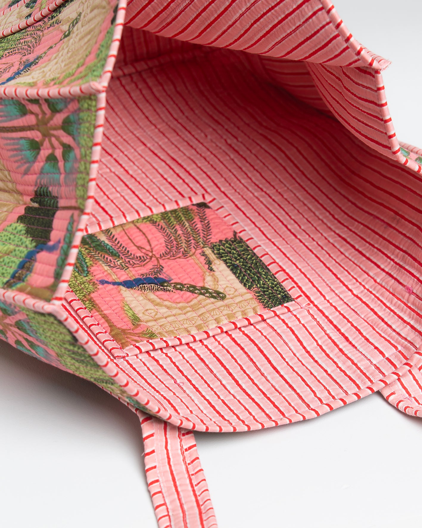 PEACOCK PRINTED PINK BAG