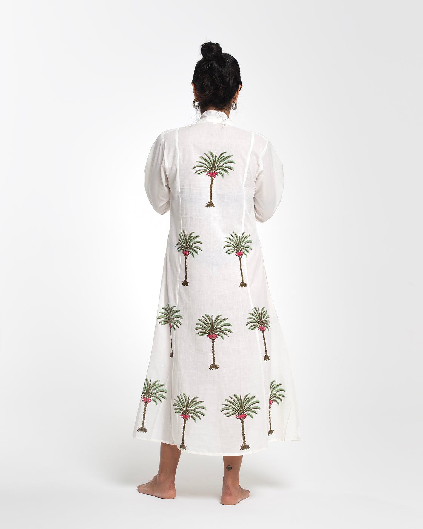WHITE TROPICAL DESTINATION MIDI DRESS