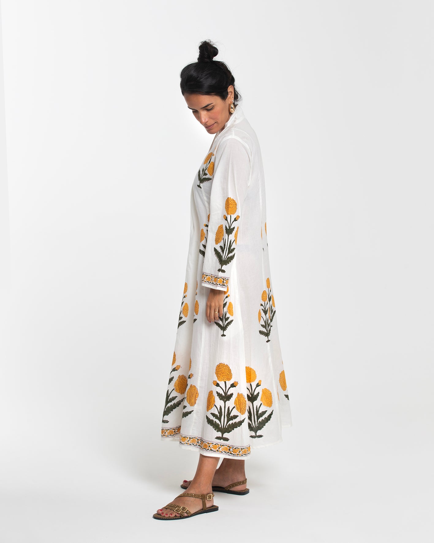 WHITE SUNFLOWER MIDI DRESS