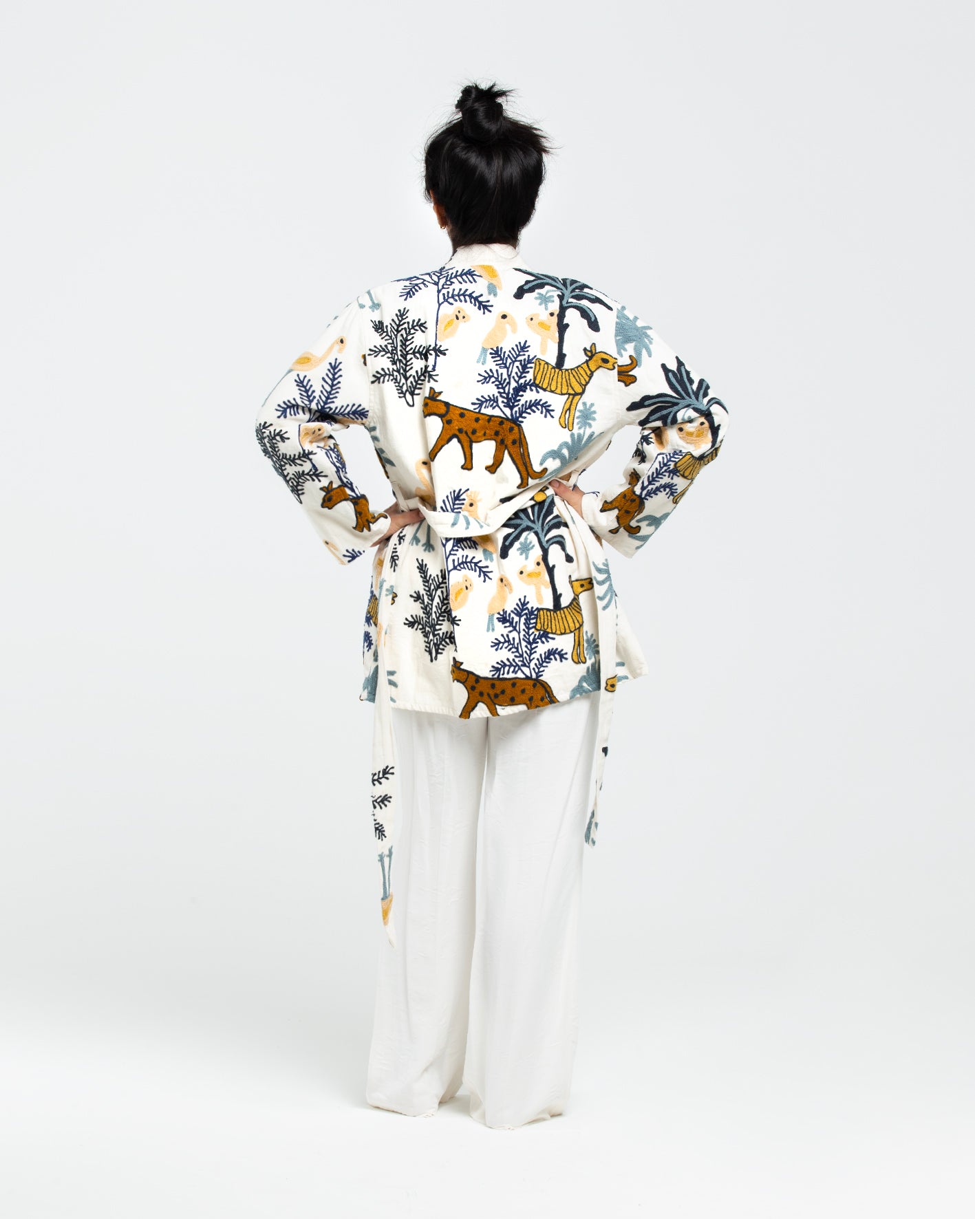 BLUE JUNGLE ENBROIDERED JACKET