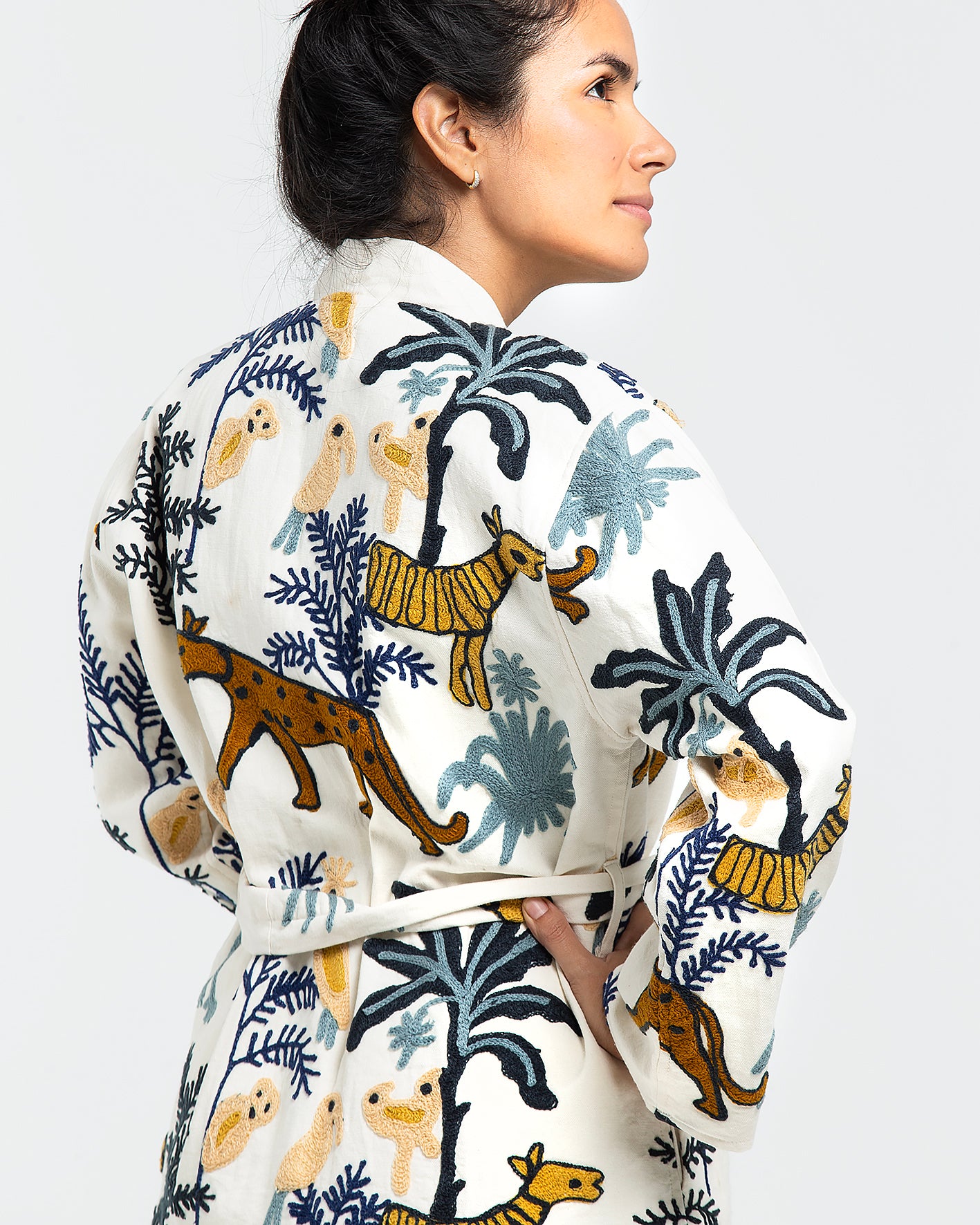 BLUE JUNGLE ENBROIDERED JACKET